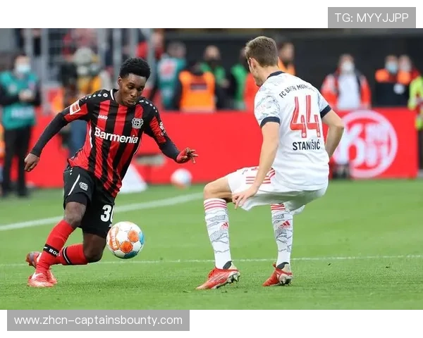 拜仁慕尼黑vs多特蒙德国家德比，凯恩首冠冲刺受关注